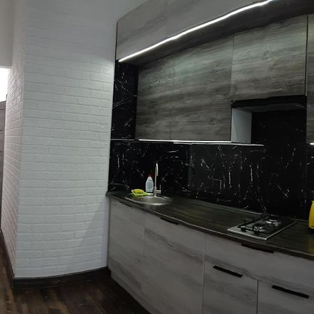 Lux Apartments Vinnytsia Exterior foto
