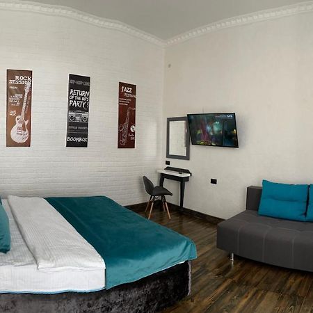 Lux Apartments Vinnytsia Exterior foto