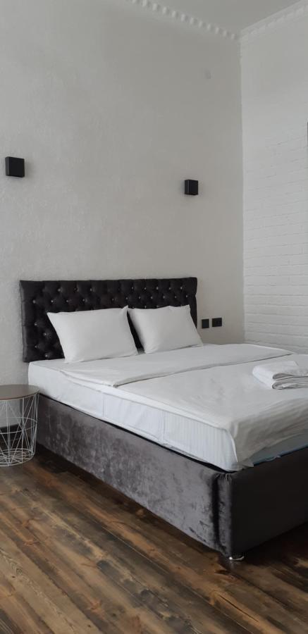 Lux Apartments Vinnytsia Exterior foto
