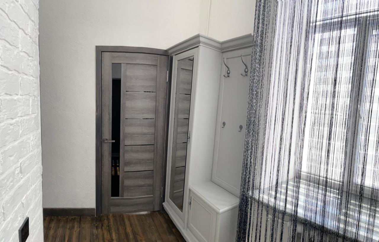 Lux Apartments Vinnytsia Exterior foto