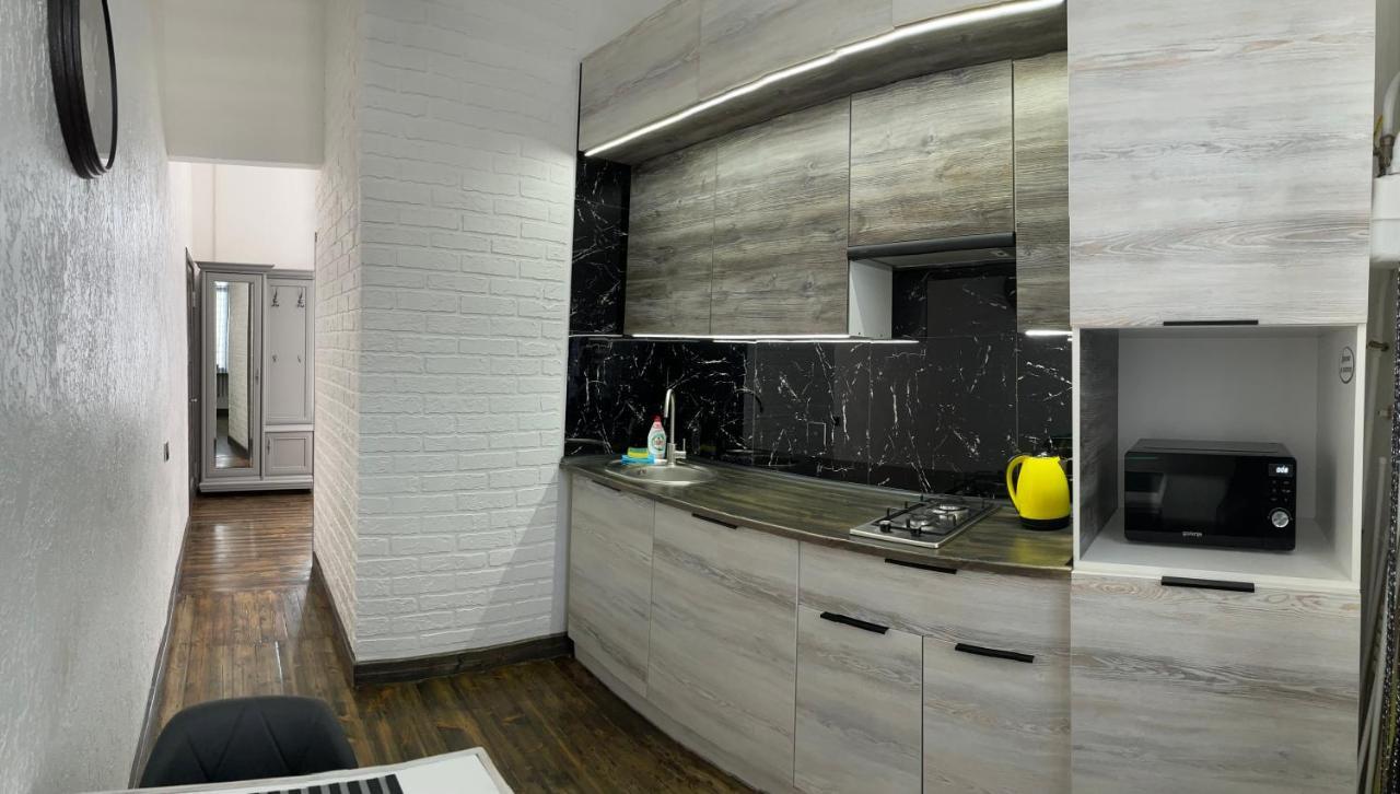 Lux Apartments Vinnytsia Exterior foto